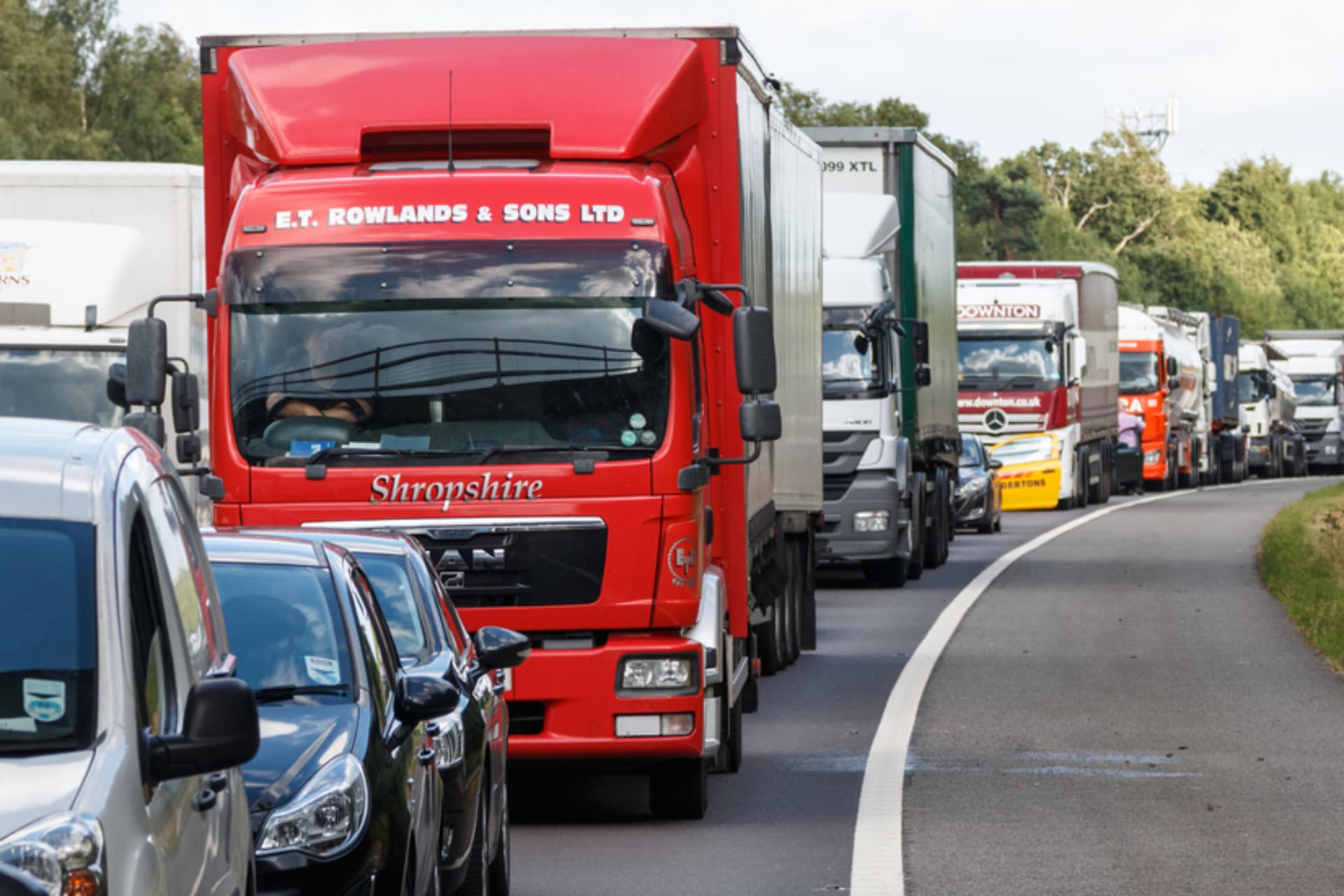 Mezzi Pesanti In Città: 5 Regole Per Ridurre Gli Incidenti Tra Camion E ...