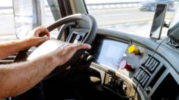 Scegliere un camion elettrico o a benzina? Vantaggi e svantaggi