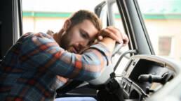 Quali sono le strategie più efficaci per la riduzione fatica conducenti di camion e per migliorare la sicurezza, diminuendo gli incidenti