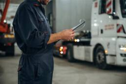 Fari e sistemi di visibilità: manutenzione invernale camion